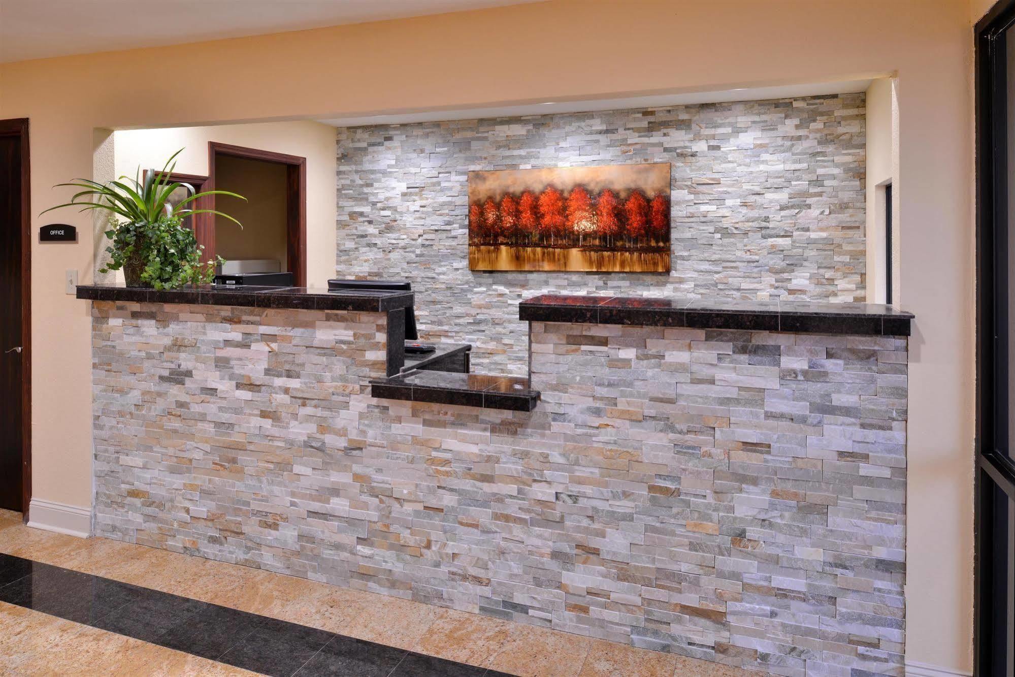 Americas Best Value Inn Tupelo Barnes Crossing Dış mekan fotoğraf