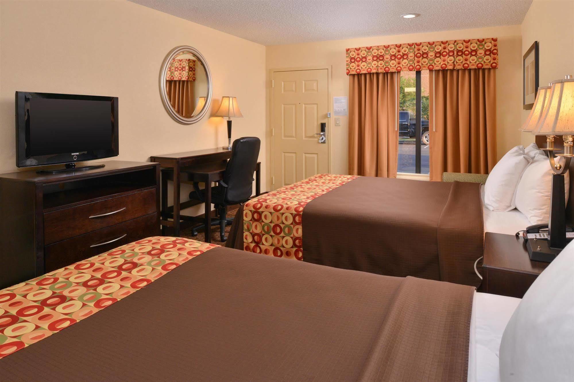 Americas Best Value Inn Tupelo Barnes Crossing Dış mekan fotoğraf